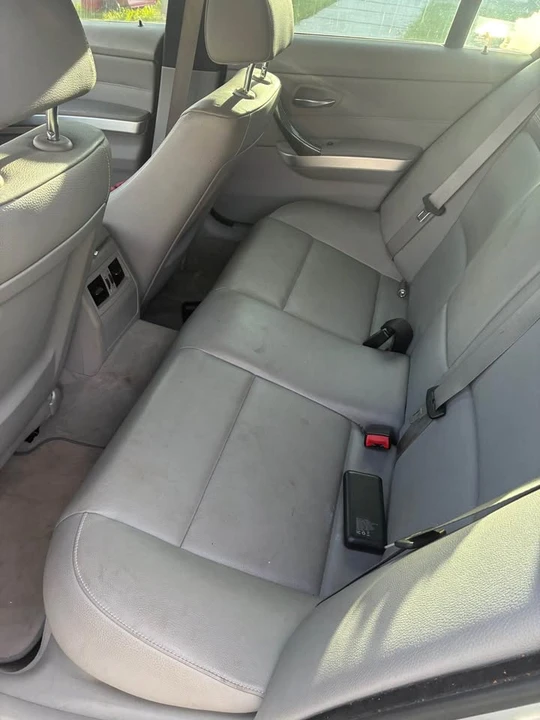 2010 BMW E90 335i Sedan - Image 6 of 6