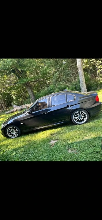 2010 BMW E90 335i Sedan - Image 2 of 2