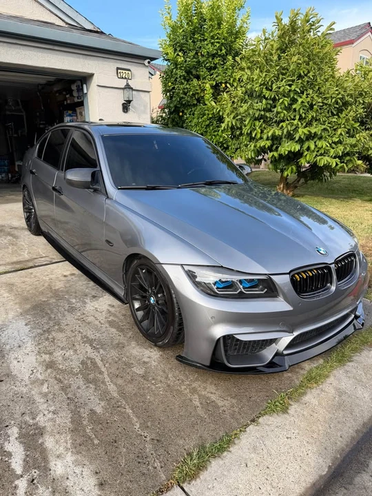 2010 BMW E90 335i Sedan - Image 2 of 9