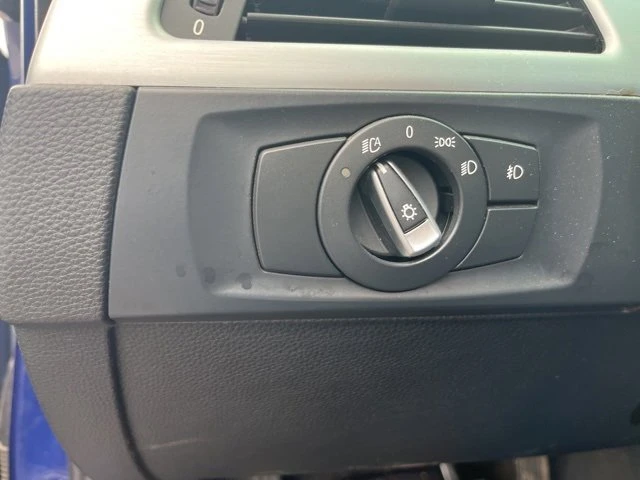 2010 BMW E90 335i Sedan - Image 13 of 17