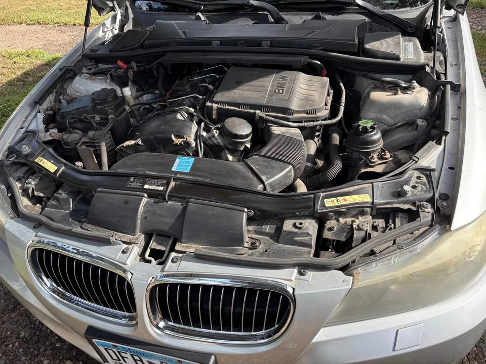 2010 BMW E90 335i Sedan - Image 14 of 15