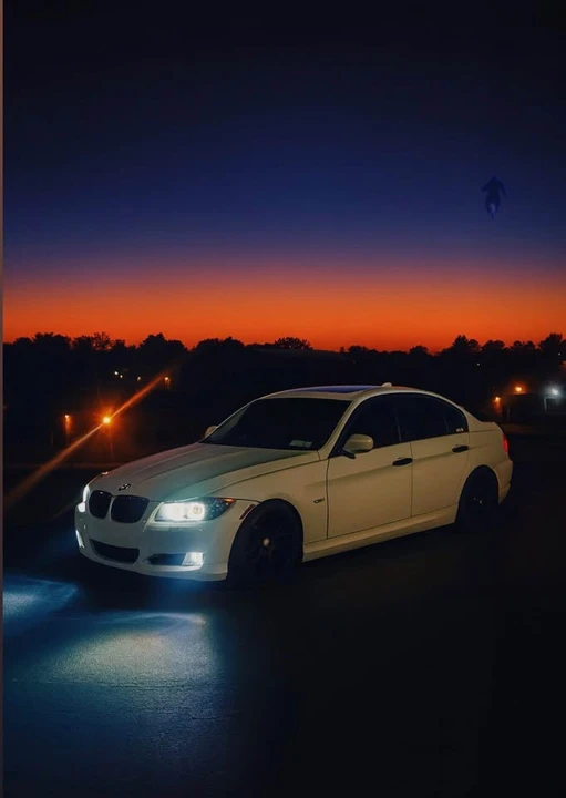 2010 BMW E90 335i Sedan - Image 4 of 8
