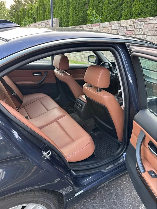 2010 BMW E90 335i Sedan - Image 10 of 11