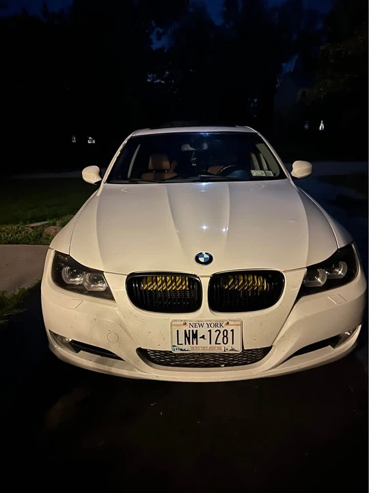 2010 BMW E90 335i Sedan - Image 6 of 8