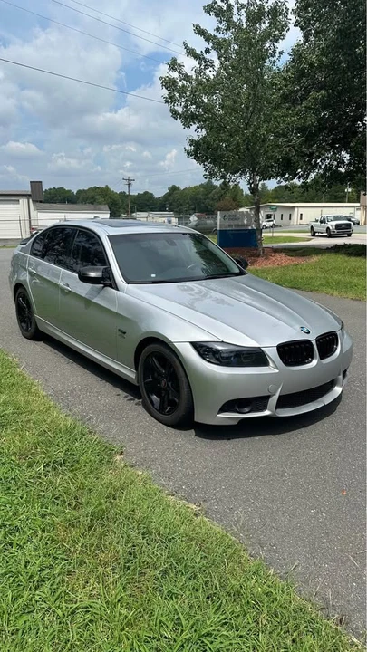 2010 BMW E90 335i Sedan - Image 2 of 6