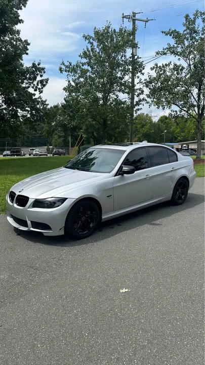 2010 BMW E90 335i Sedan - Image 5 of 6