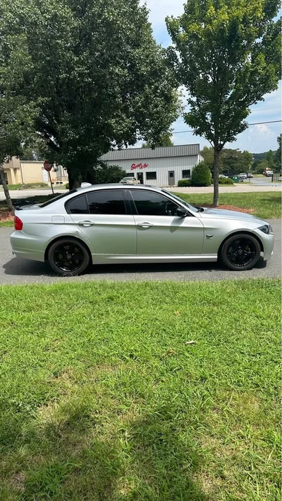 2010 BMW E90 335i Sedan - Image 3 of 6