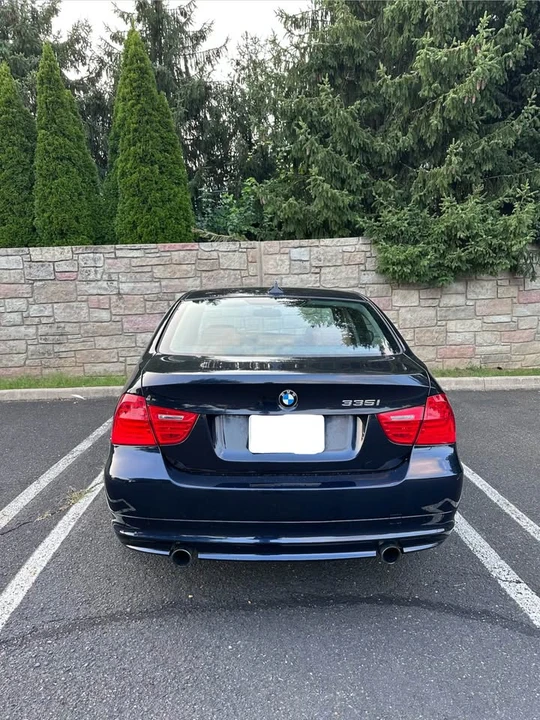 2010 BMW E90 335i Sedan - Image 5 of 11