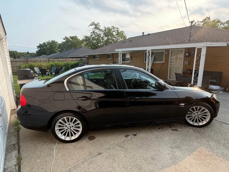 2010 BMW E90 335i Sedan - Image 4 of 8
