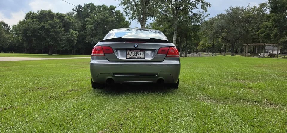 2010 BMW E93 335i Convertible - Image 5 of 9