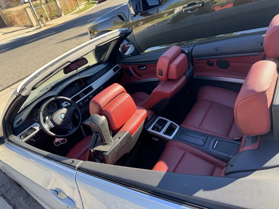 2010 BMW 3 Series - Image 12 of 13