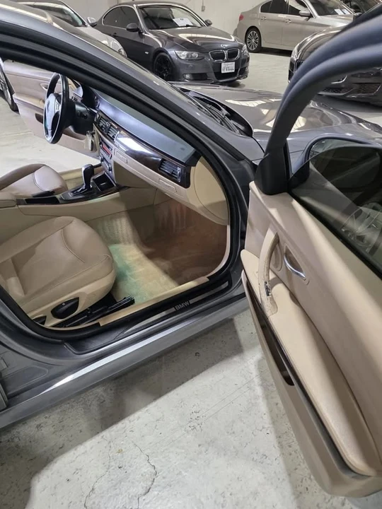 2010 BMW E90 3 Series Sedan - Image 19 of 20