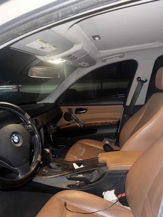 2010 BMW E90 3 Series Sedan - Image 6 of 6
