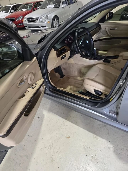 2010 BMW E90 3 Series Sedan - Image 9 of 20