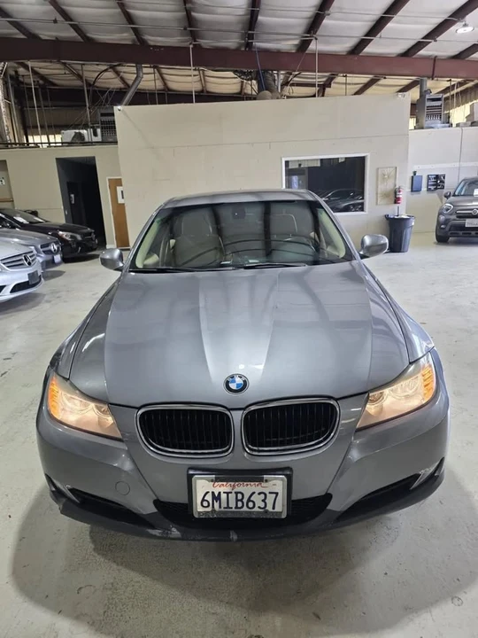 2010 BMW E90 3 Series Sedan - Image 2 of 20
