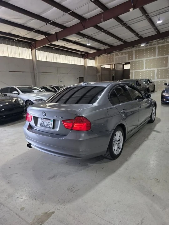 2010 BMW E90 3 Series Sedan - Image 6 of 20