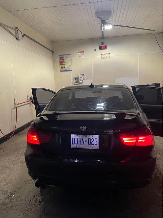 2010 BMW E90 3 Series Sedan - Image 11 of 20