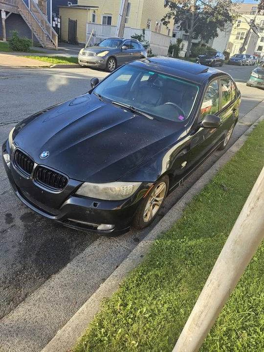 2010 BMW E90 3 Series Sedan - Image 2 of 14