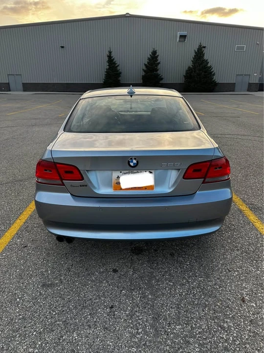 2010 BMW E90 3 Series Sedan - Image 6 of 13