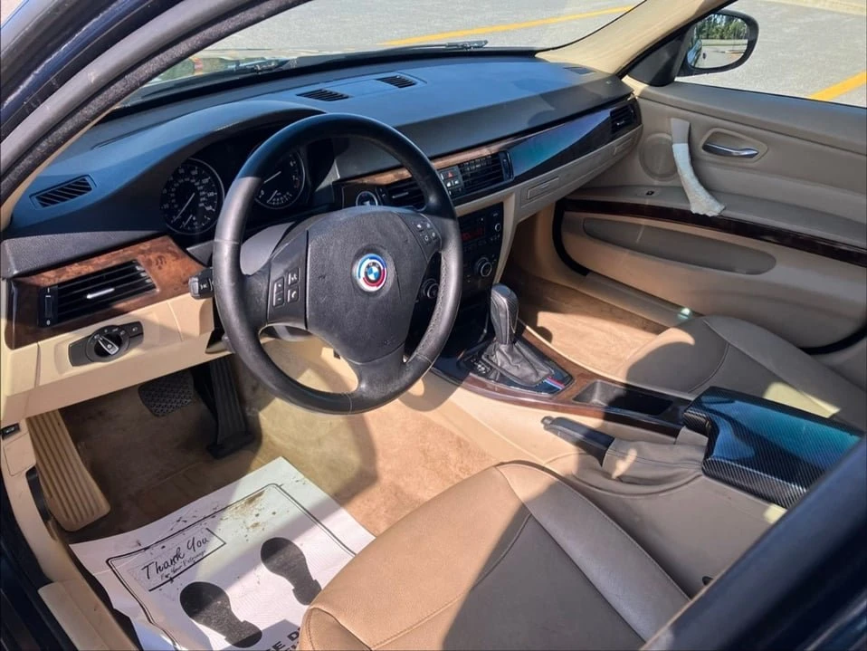 2010 BMW E90 3 Series Sedan - Image 5 of 16