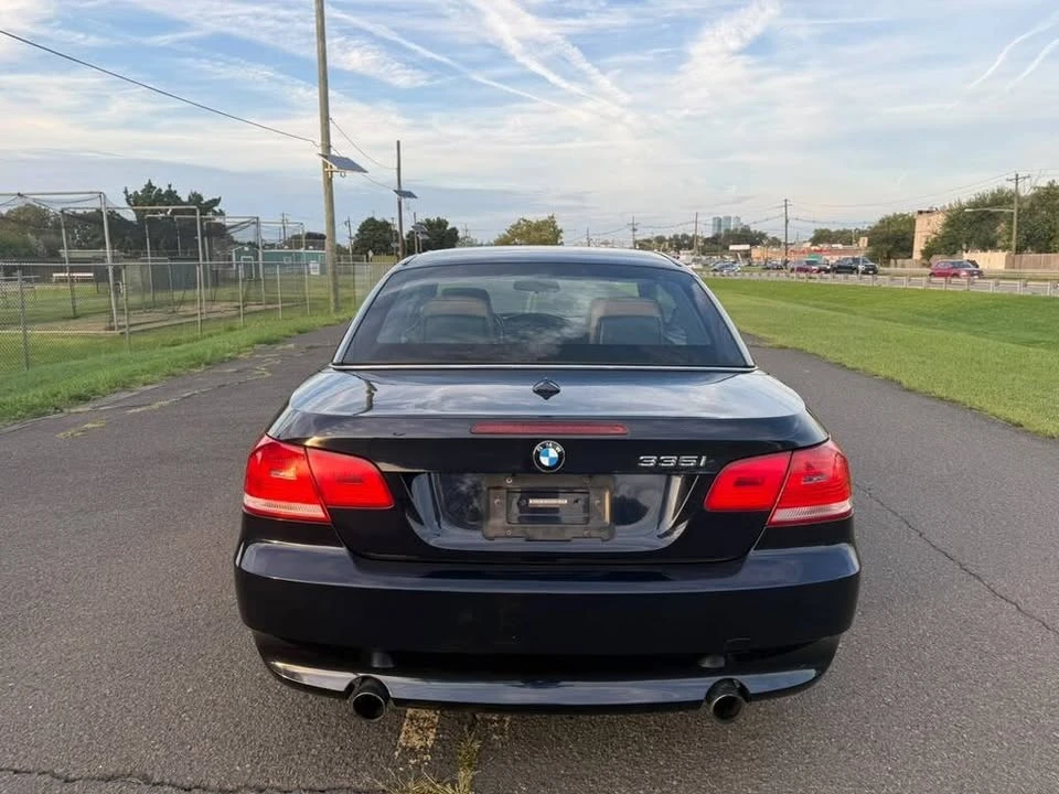 2010 BMW E90 3 Series Sedan - Image 5 of 19