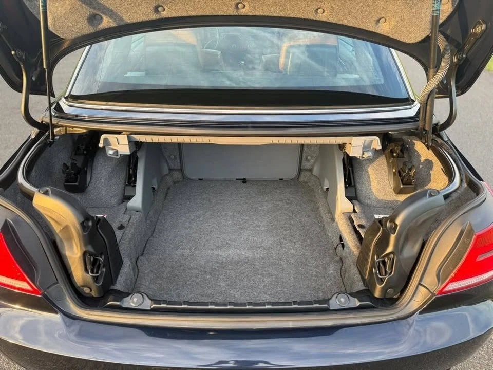 2010 BMW E90 3 Series Sedan - Image 18 of 19