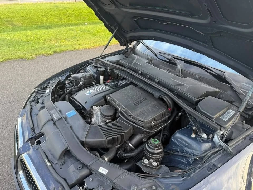 2010 BMW E90 3 Series Sedan - Image 16 of 19