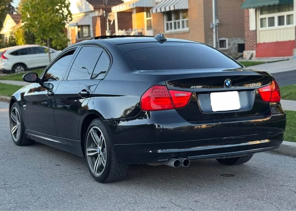 2010 BMW E90 3 Series Sedan - Image 4 of 7