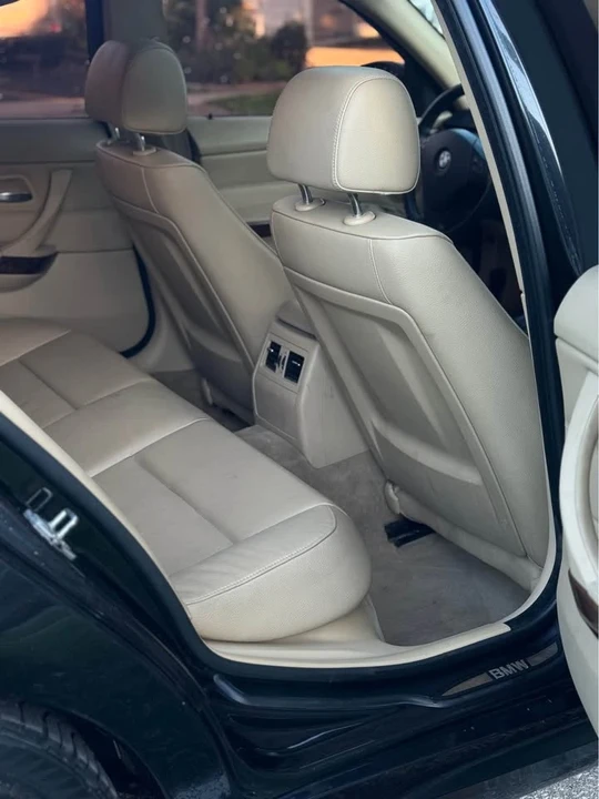 2010 BMW 3 Series - Image 6 of 7