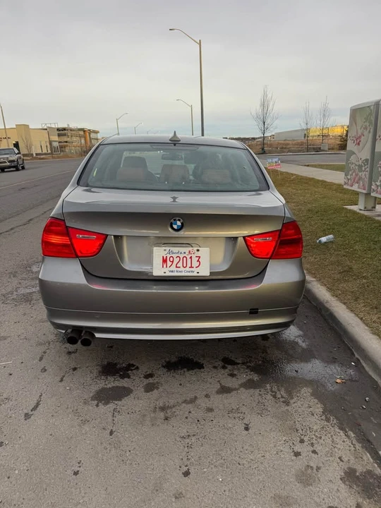 2010 BMW E90 3 Series Sedan - Image 7 of 11