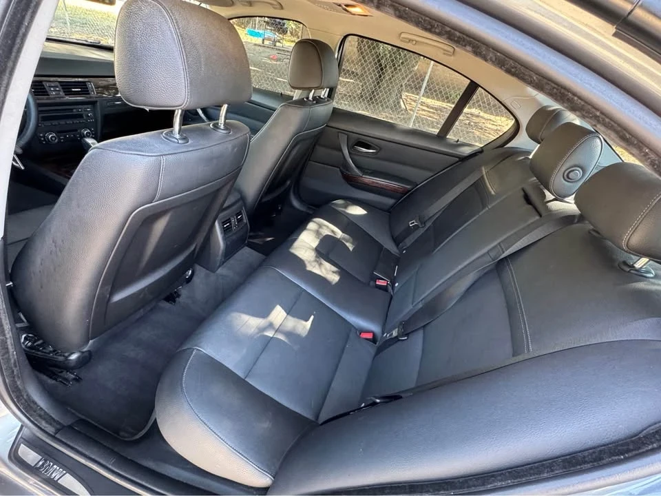 2010 BMW E90 3 Series Sedan - Image 7 of 10