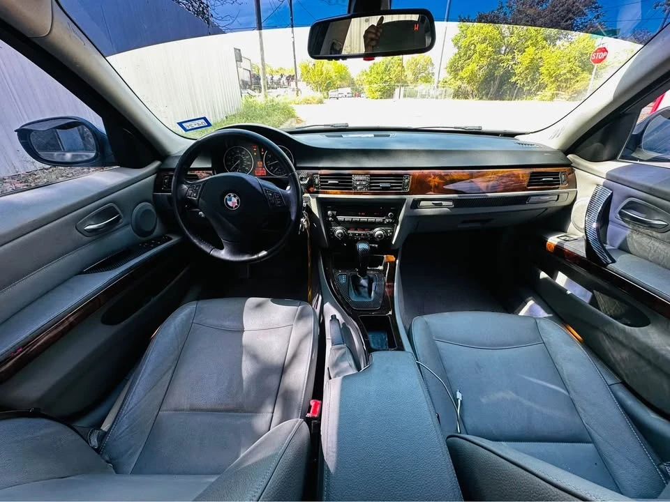 2010 BMW E90 3 Series Sedan - Image 12 of 14