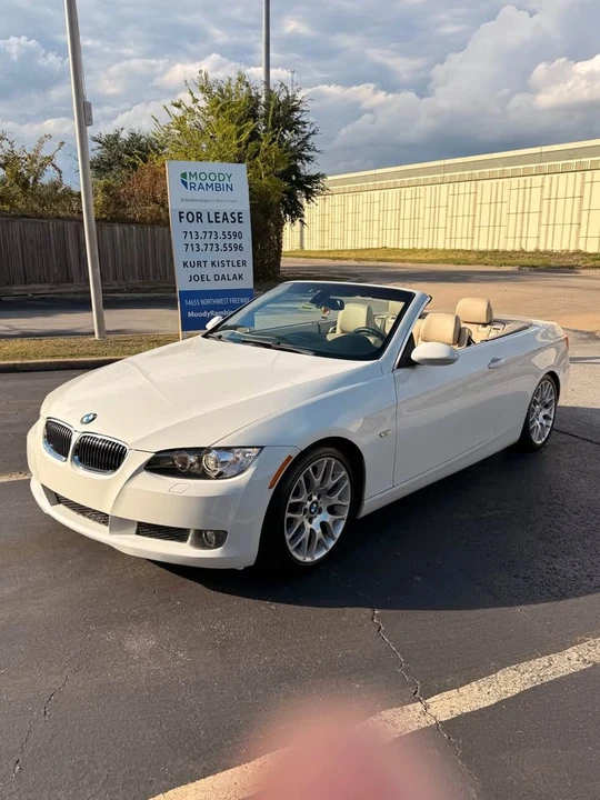 2010 BMW E93 3 Series Convertible - Image 6 of 10