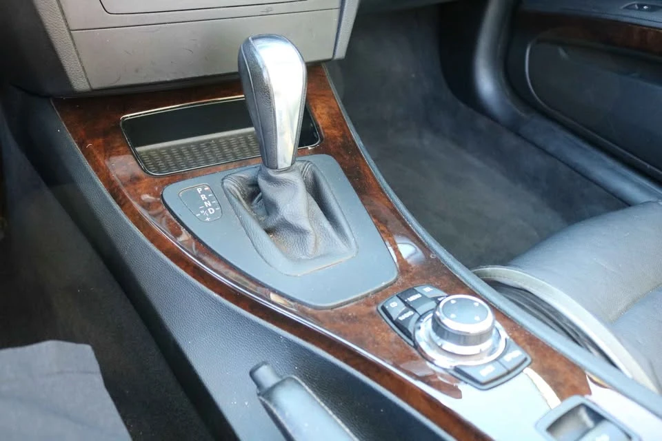 2010 BMW E93 3 Series Convertible - Image 7 of 9