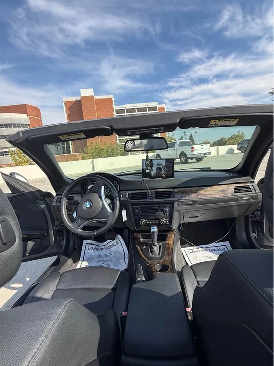 2010 BMW E93 3 Series Convertible - Image 8 of 12