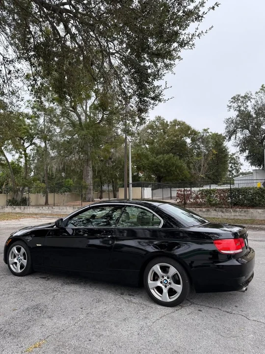 2010 BMW E93 3 Series Convertible - Image 3 of 8