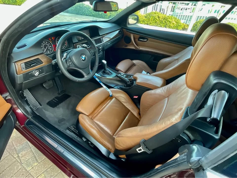 2010 BMW E93 3 Series Convertible - Image 15 of 17