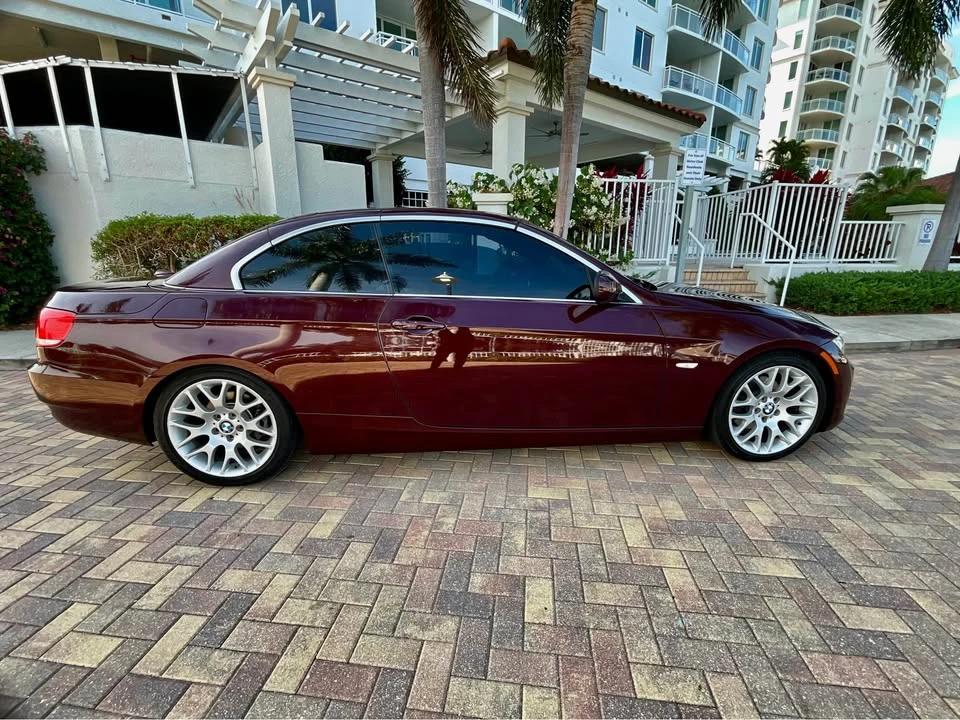 2010 BMW E93 3 Series Convertible - Image 8 of 17
