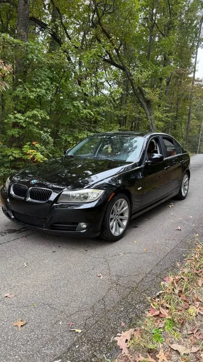 2010 BMW E90 3 Series Sedan - Image 2 of 11