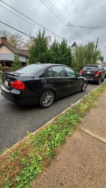 2010 BMW E90 3 Series Sedan - Image 4 of 7
