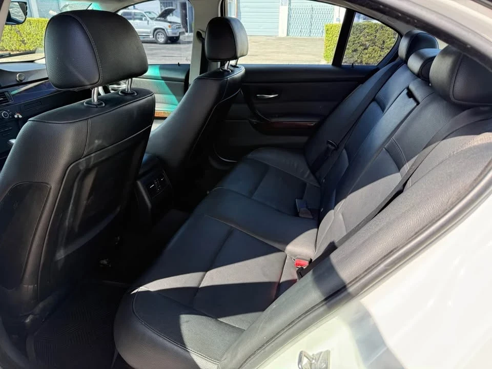 2010 BMW E90 3 Series Sedan - Image 9 of 13