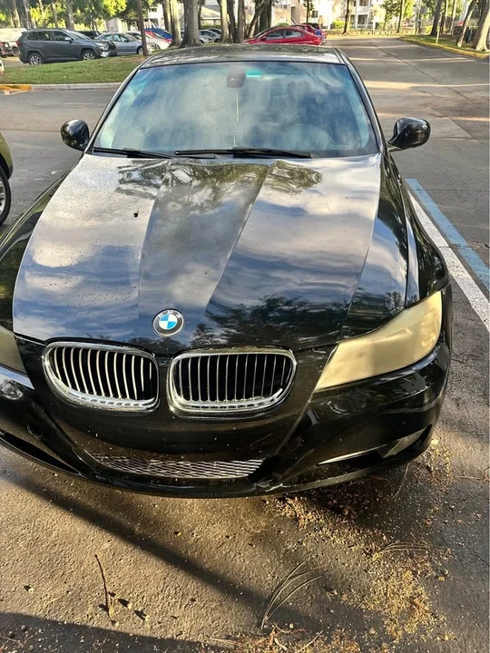 2010 BMW E90 3 Series Sedan - Image 8 of 14