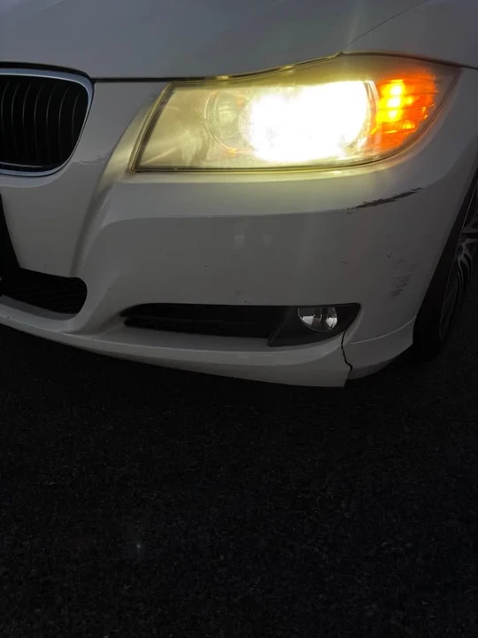 2010 BMW E90 3 Series Sedan - Image 5 of 12
