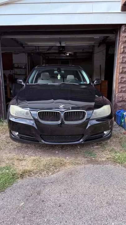 2010 BMW E90 3 Series Sedan - Image 5 of 7