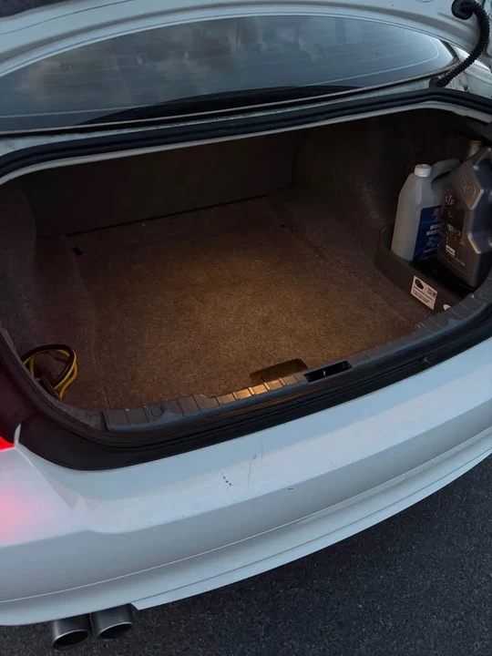 2010 BMW E90 3 Series Sedan - Image 12 of 12