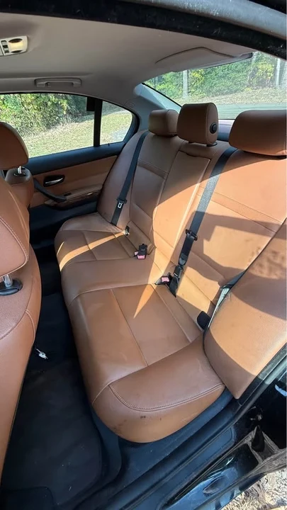 2010 BMW E90 3 Series Sedan - Image 6 of 11