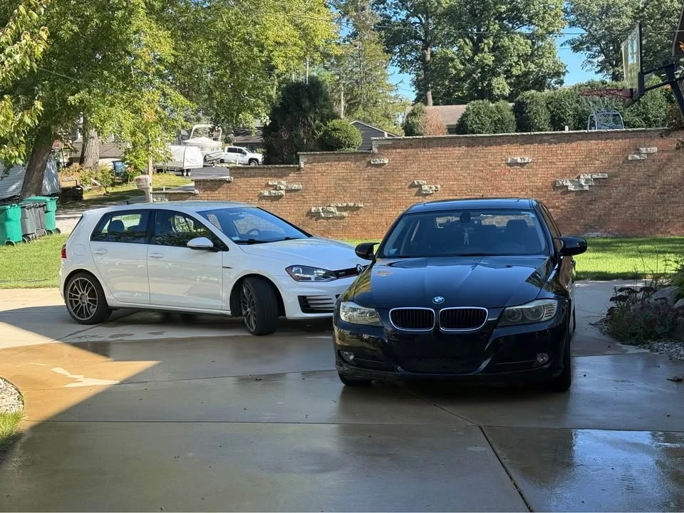 2010 BMW E90 3 Series Sedan - Image 3 of 8