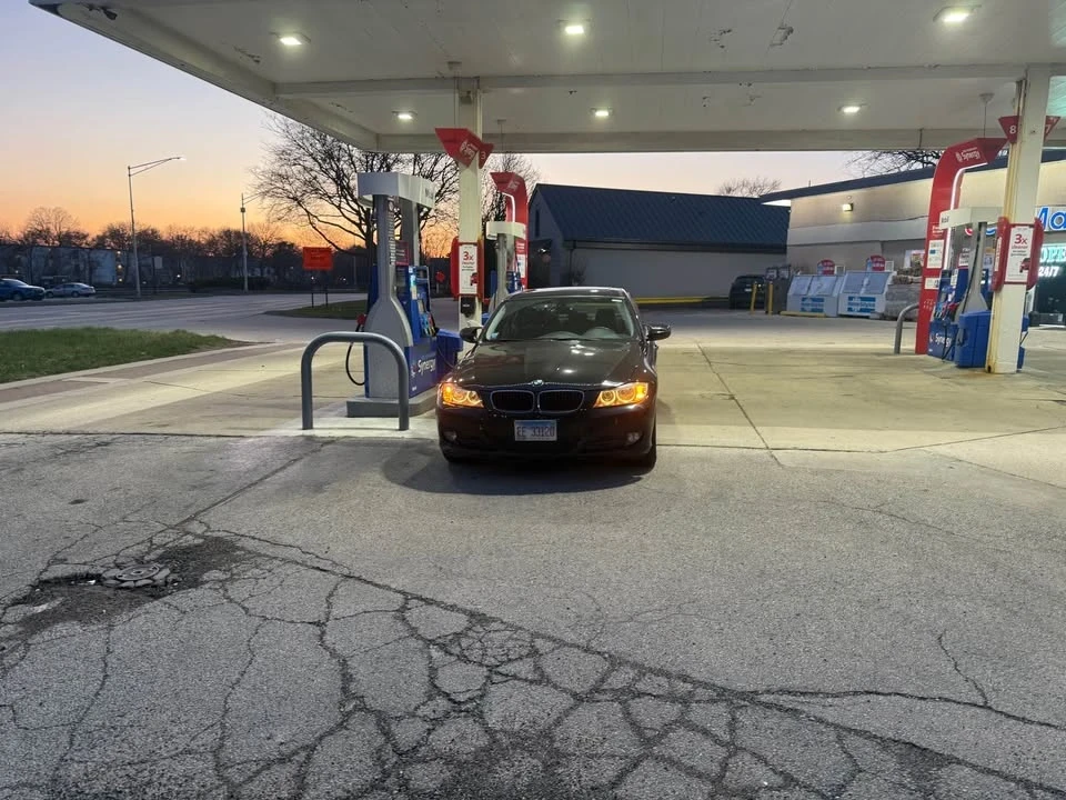 2010 BMW E90 3 Series Sedan - Image 8 of 8