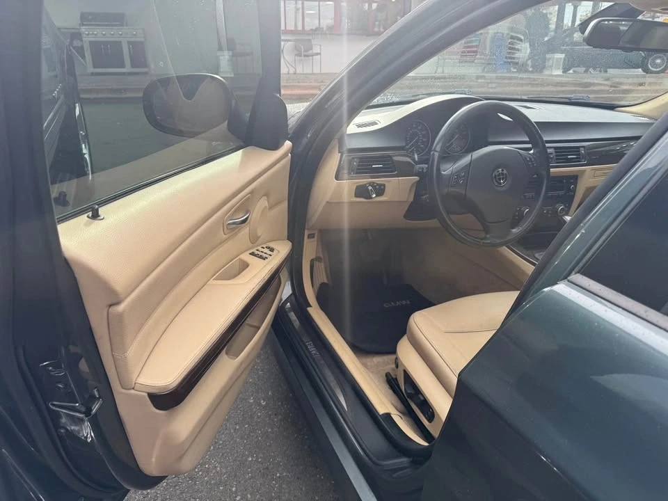 2010 BMW E90 3 Series Sedan - Image 6 of 14