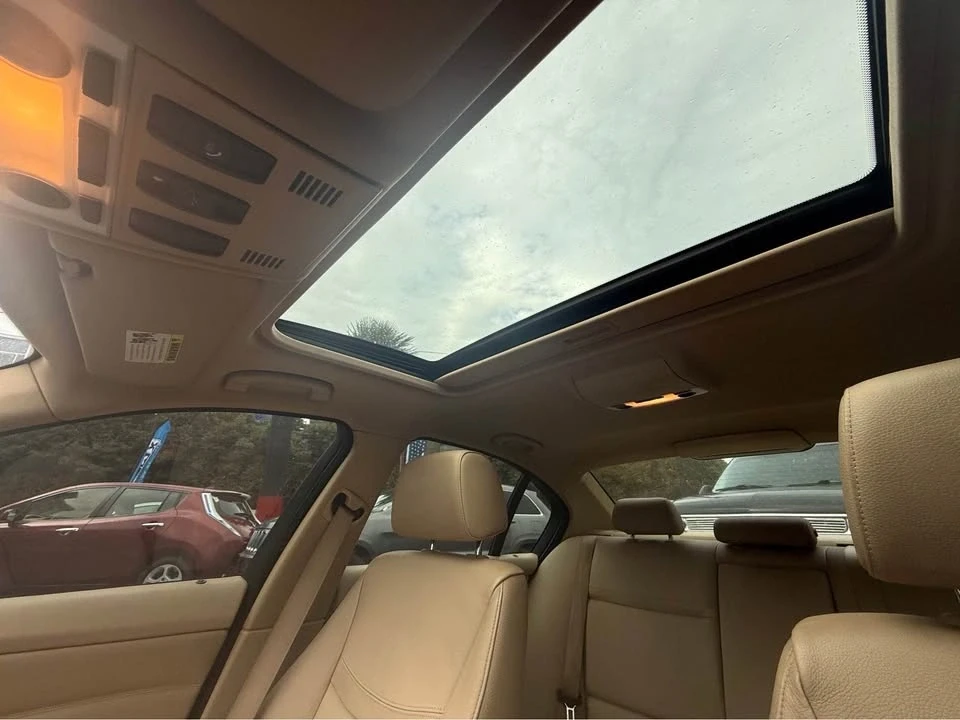 2010 BMW E90 3 Series Sedan - Image 10 of 14